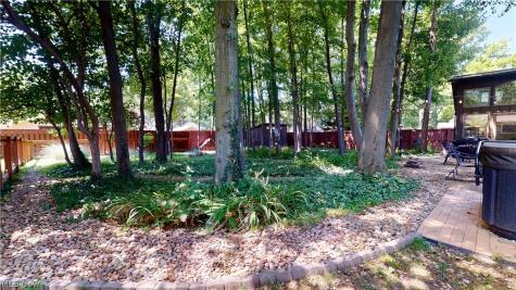 5726 Rock Point Circle North Ridgeville OH 44039
