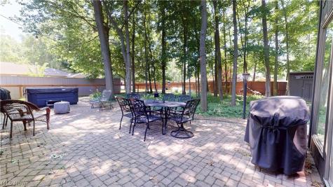 5726 Rock Point Circle North Ridgeville OH 44039