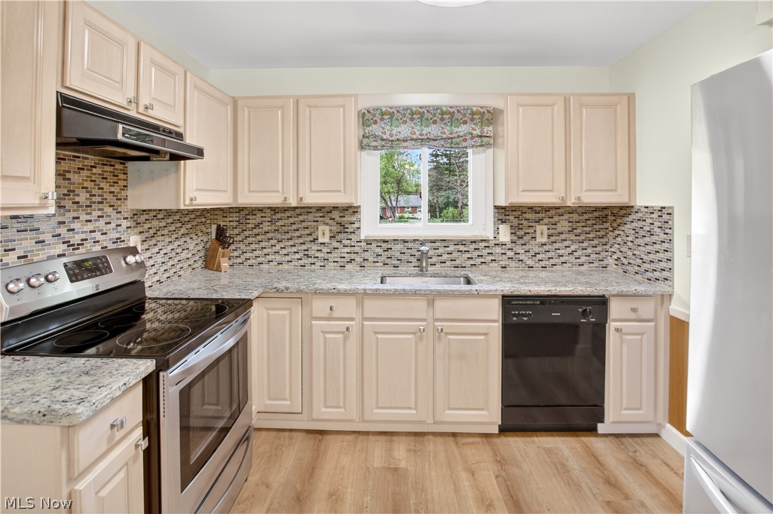 12808 Wellswood Trail Chesterland OH 44026