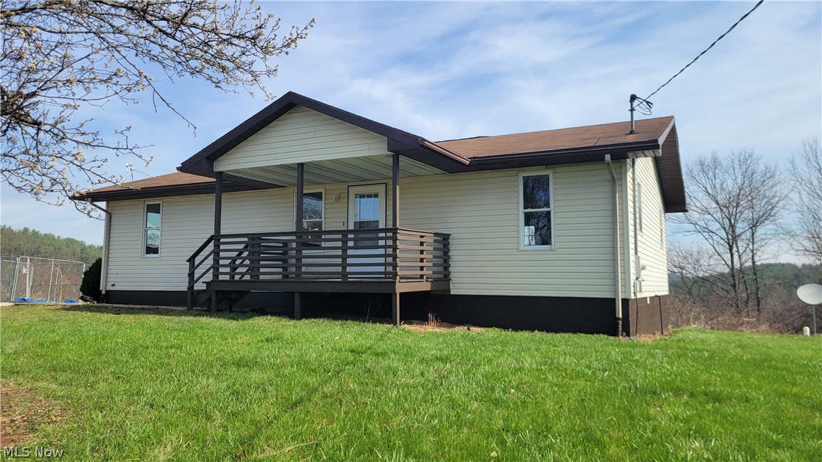 105 Woodcrest Lane Marietta OH 45750
