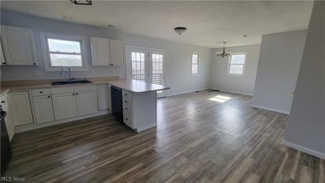105 Woodcrest Lane Marietta OH 45750
