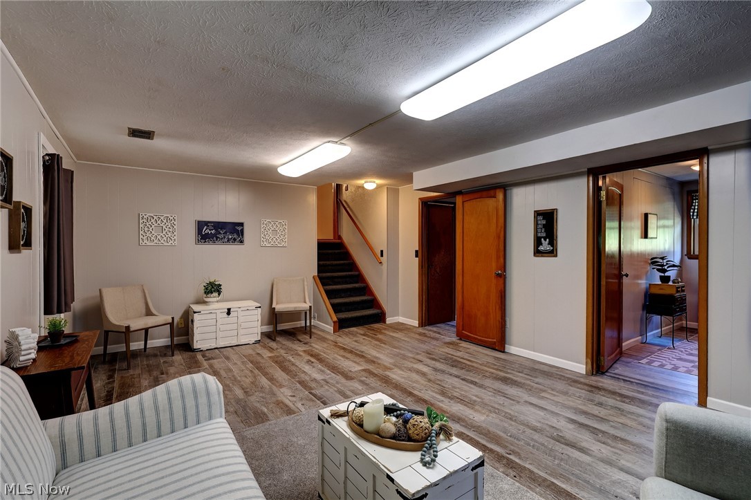 6065 E Valleyview Court Mentor OH 44060