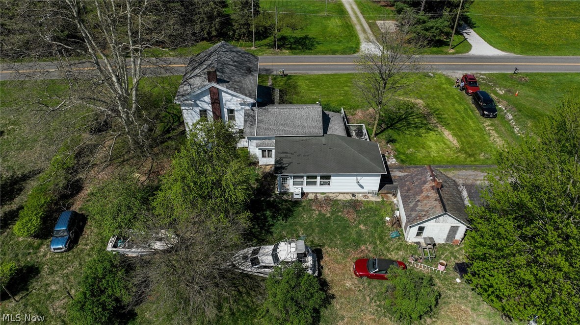 8212 White Road Burbank OH 44214