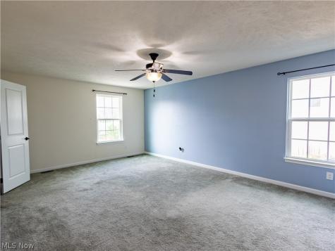 6212 Hadleigh Avenue SW Massillon OH 44646