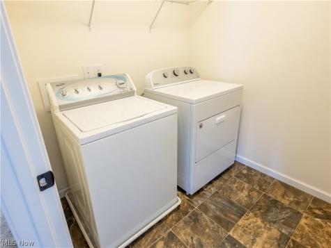 6212 Hadleigh Avenue SW Massillon OH 44646