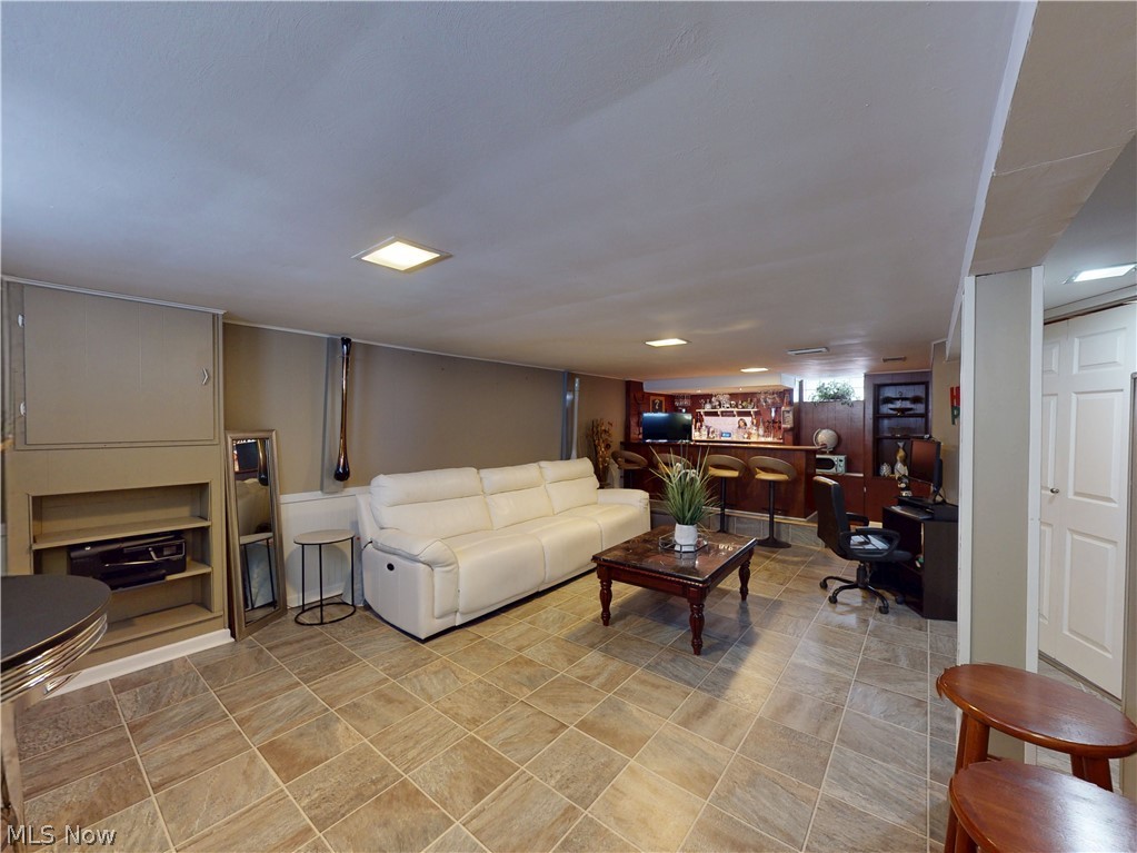 13504 Maple Leaf Drive Garfield Heights OH 44125