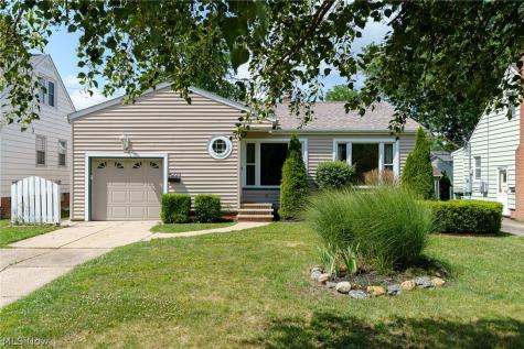 16223 Bardbury Avenue Middleburg Heights OH 44130