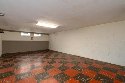16223 Bardbury Avenue Middleburg Heights OH 44130