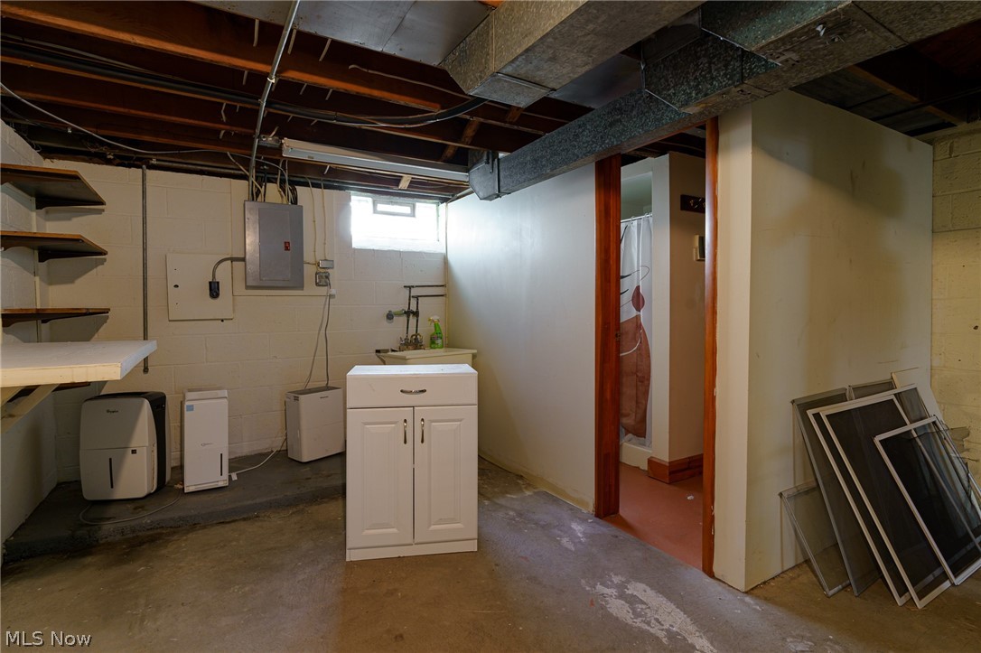 16223 Bardbury Avenue Middleburg Heights OH 44130