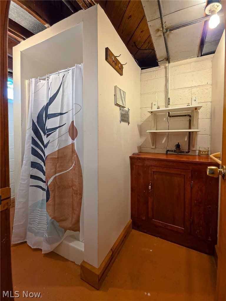 16223 Bardbury Avenue Middleburg Heights OH 44130