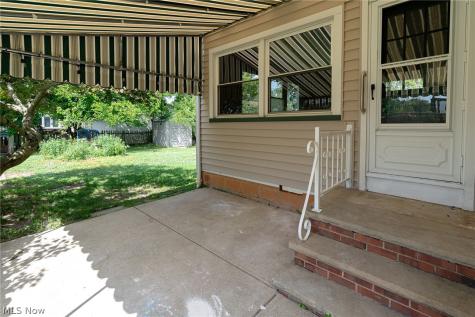 16223 Bardbury Avenue Middleburg Heights OH 44130