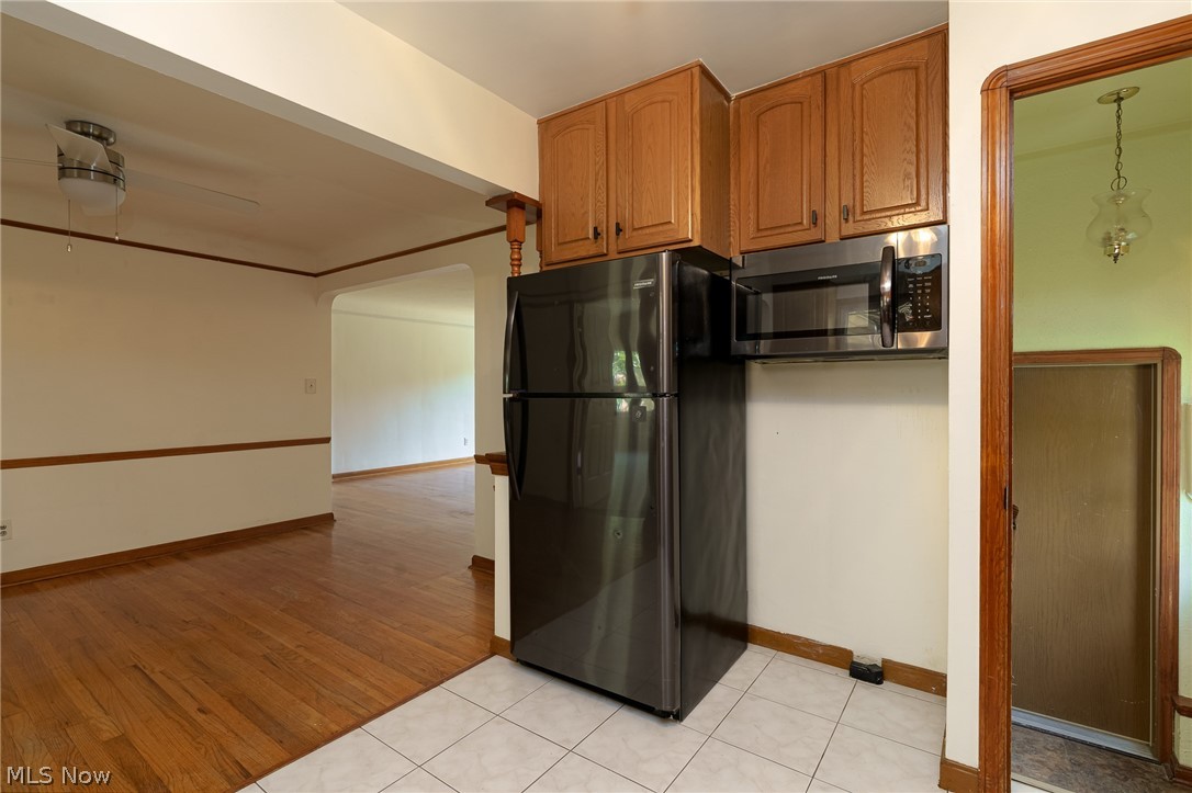 16223 Bardbury Avenue Middleburg Heights OH 44130