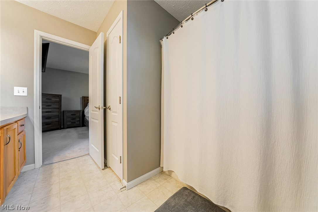 5562 Ridgeview Boulevard North Ridgeville OH 44039