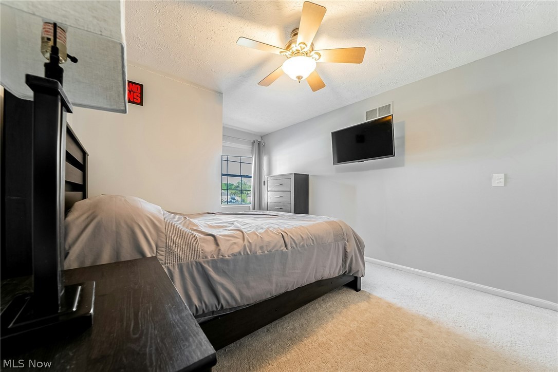 5562 Ridgeview Boulevard North Ridgeville OH 44039