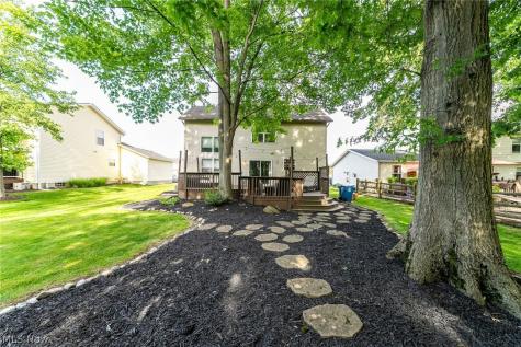 5562 Ridgeview Boulevard North Ridgeville OH 44039
