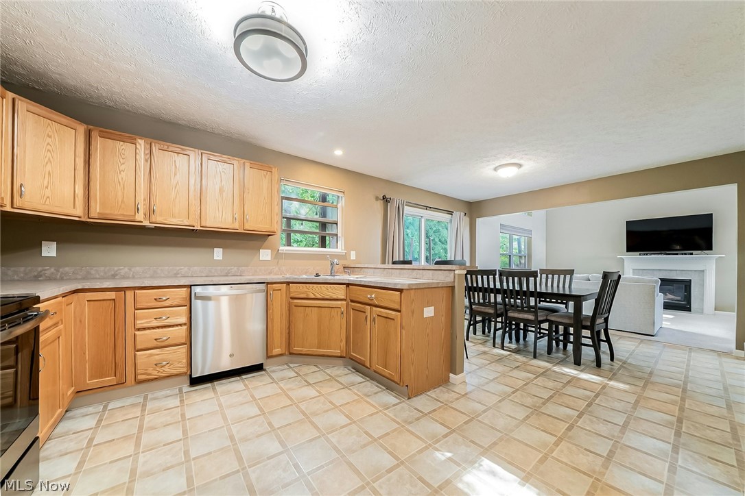 5562 Ridgeview Boulevard North Ridgeville OH 44039