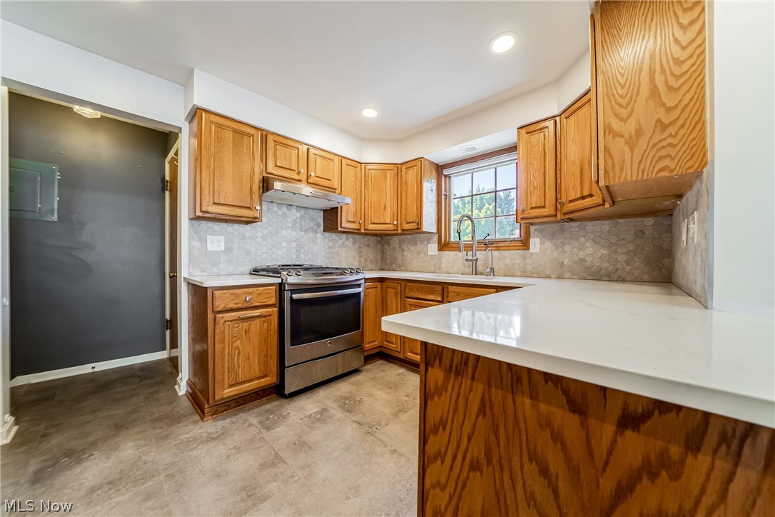 1164 Croyden Road Lyndhurst OH 44124