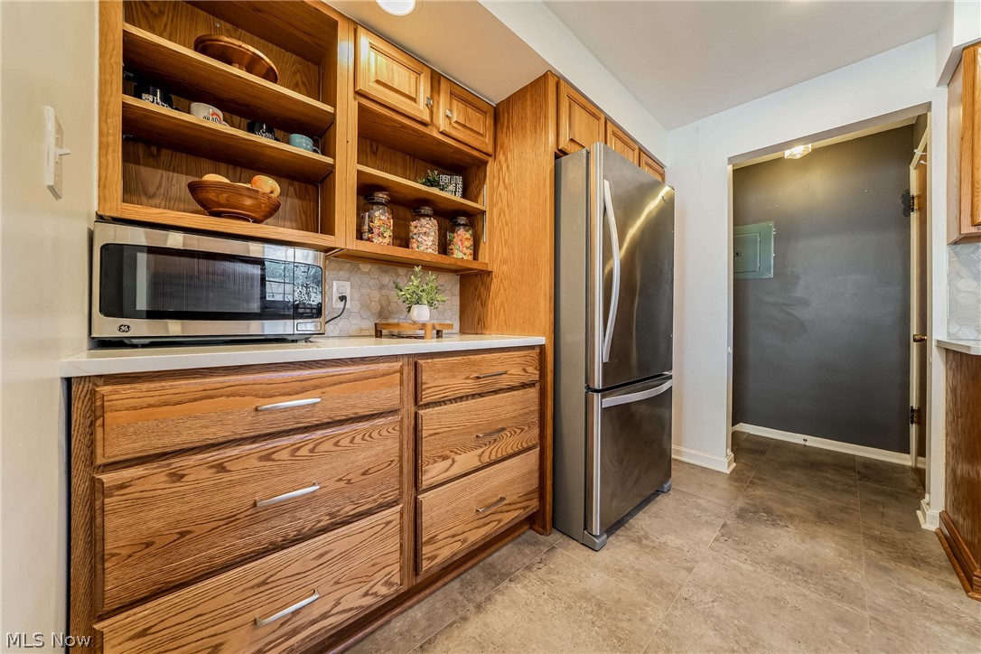 1164 Croyden Road Lyndhurst OH 44124