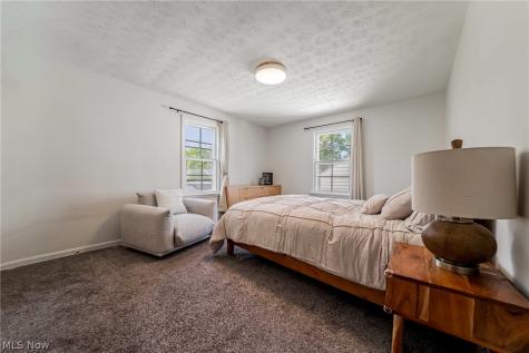 1164 Croyden Road Lyndhurst OH 44124
