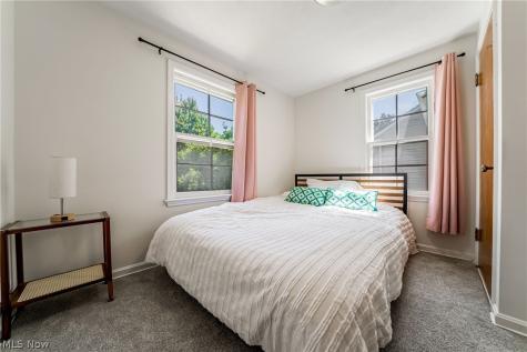 1164 Croyden Road Lyndhurst OH 44124