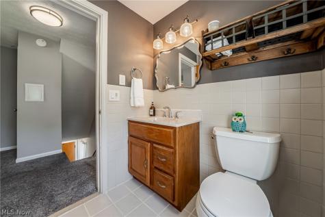 1164 Croyden Road Lyndhurst OH 44124