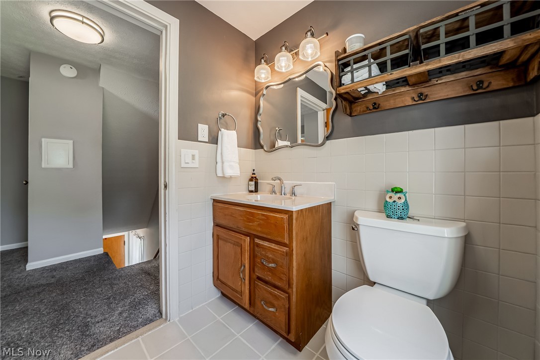 1164 Croyden Road Lyndhurst OH 44124