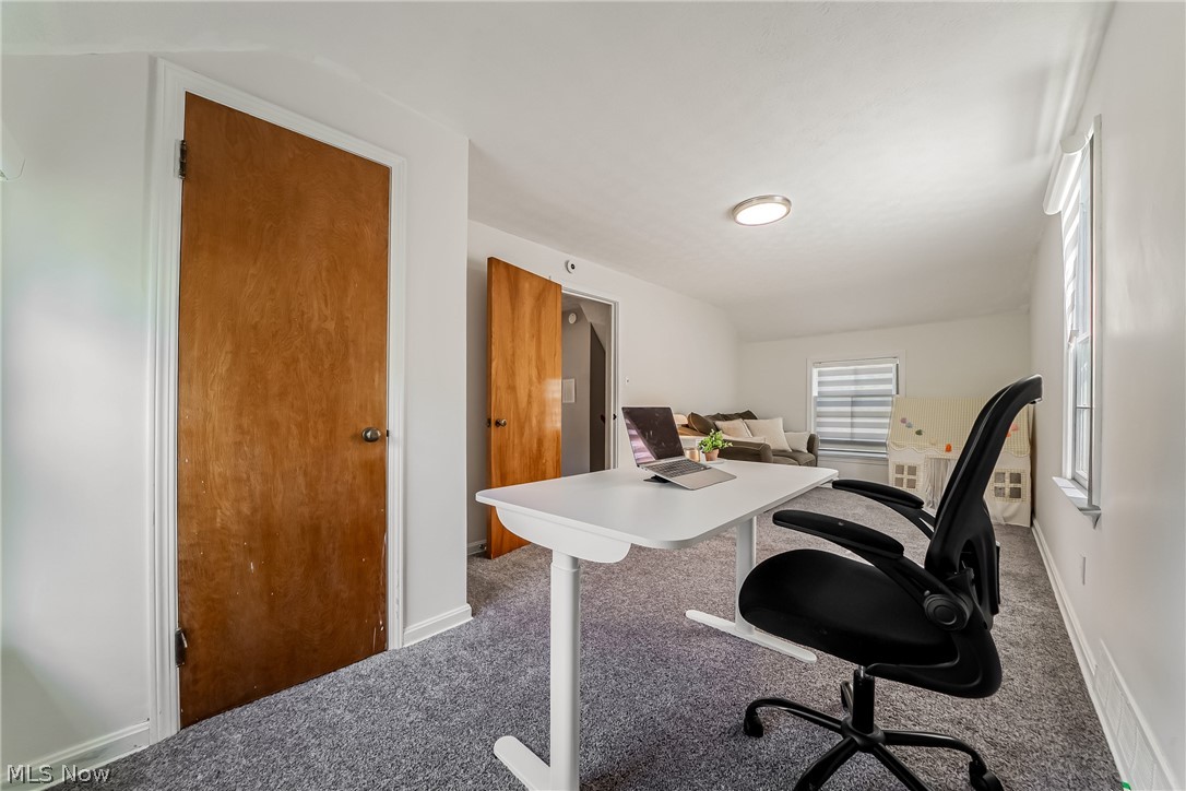 1164 Croyden Road Lyndhurst OH 44124