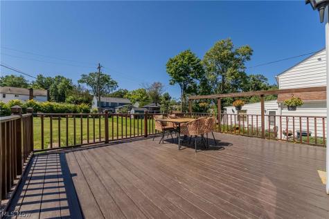 1164 Croyden Road Lyndhurst OH 44124