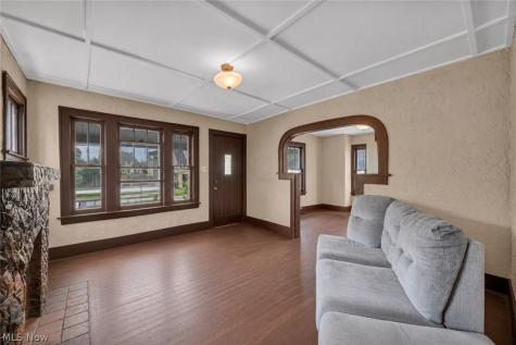 1722 Washington Avenue Lorain OH 44052