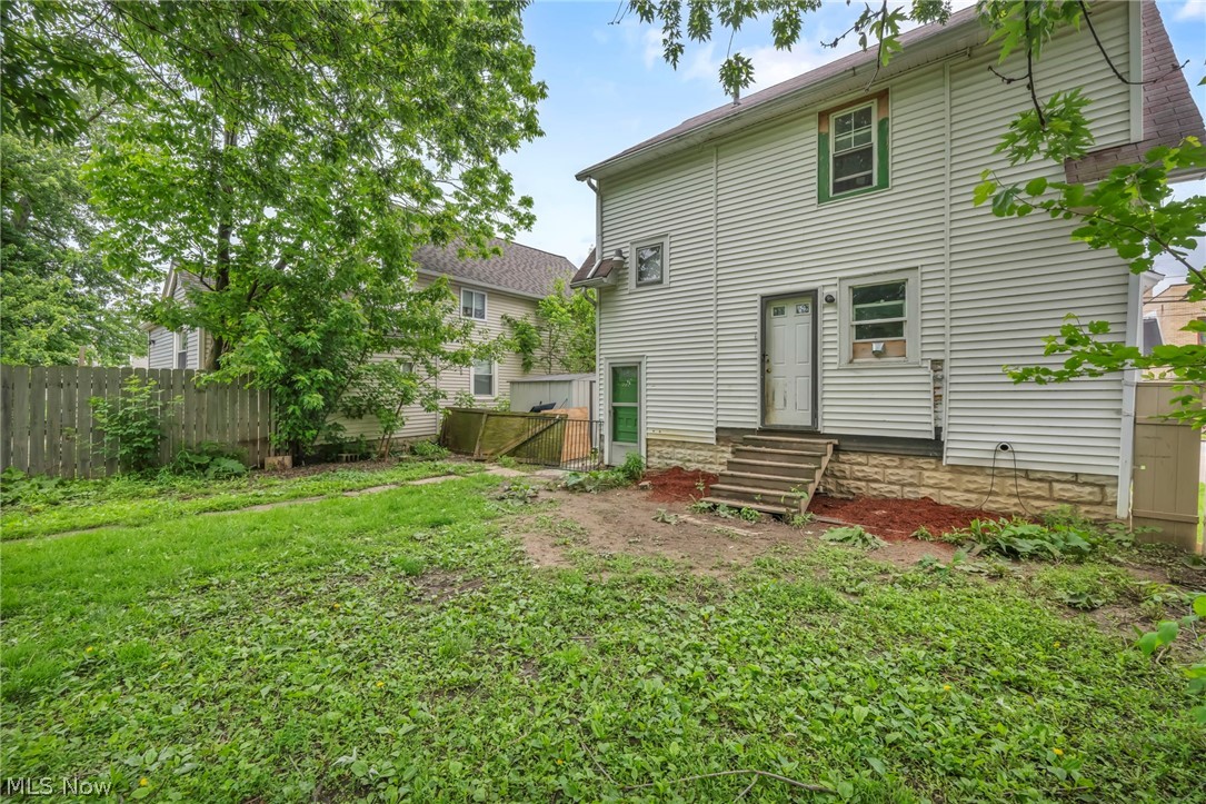 1722 Washington Avenue Lorain OH 44052