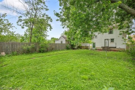 1722 Washington Avenue Lorain OH 44052