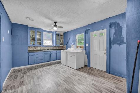 1722 Washington Avenue Lorain OH 44052