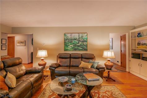 3980 Wetmore Road Cuyahoga Falls OH 44223