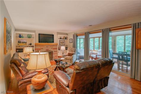 3980 Wetmore Road Cuyahoga Falls OH 44223