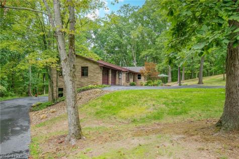 3980 Wetmore Road Cuyahoga Falls OH 44223