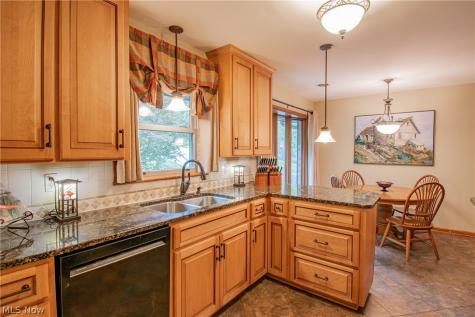 3980 Wetmore Road Cuyahoga Falls OH 44223