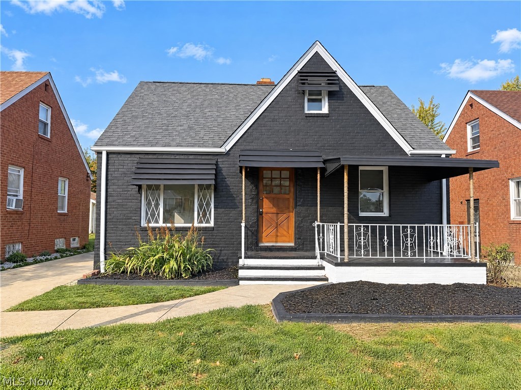 2606 Grovewood Avenue Cleveland OH 44134