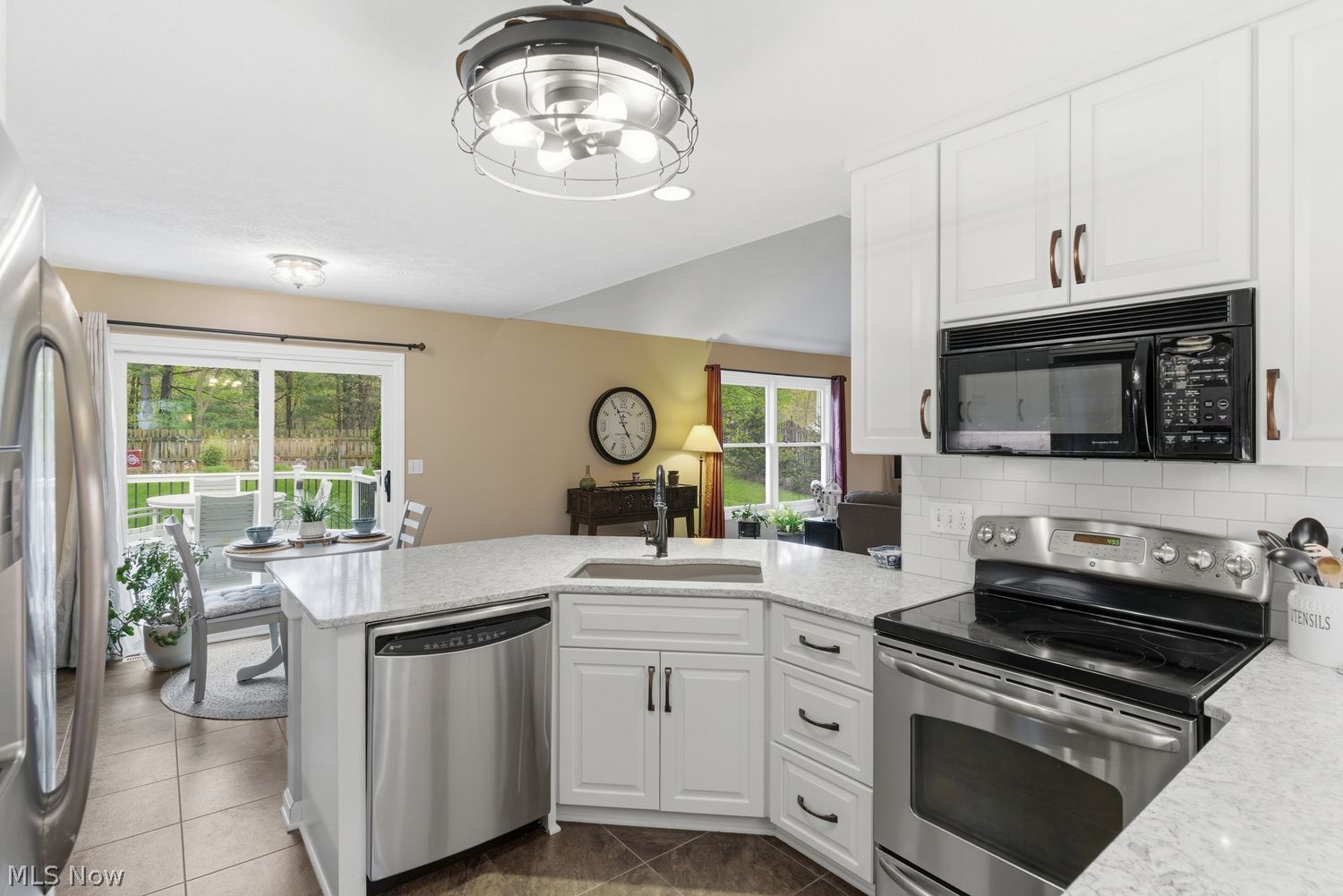 9981 Woodhurst Drive Strongsville OH 44149
