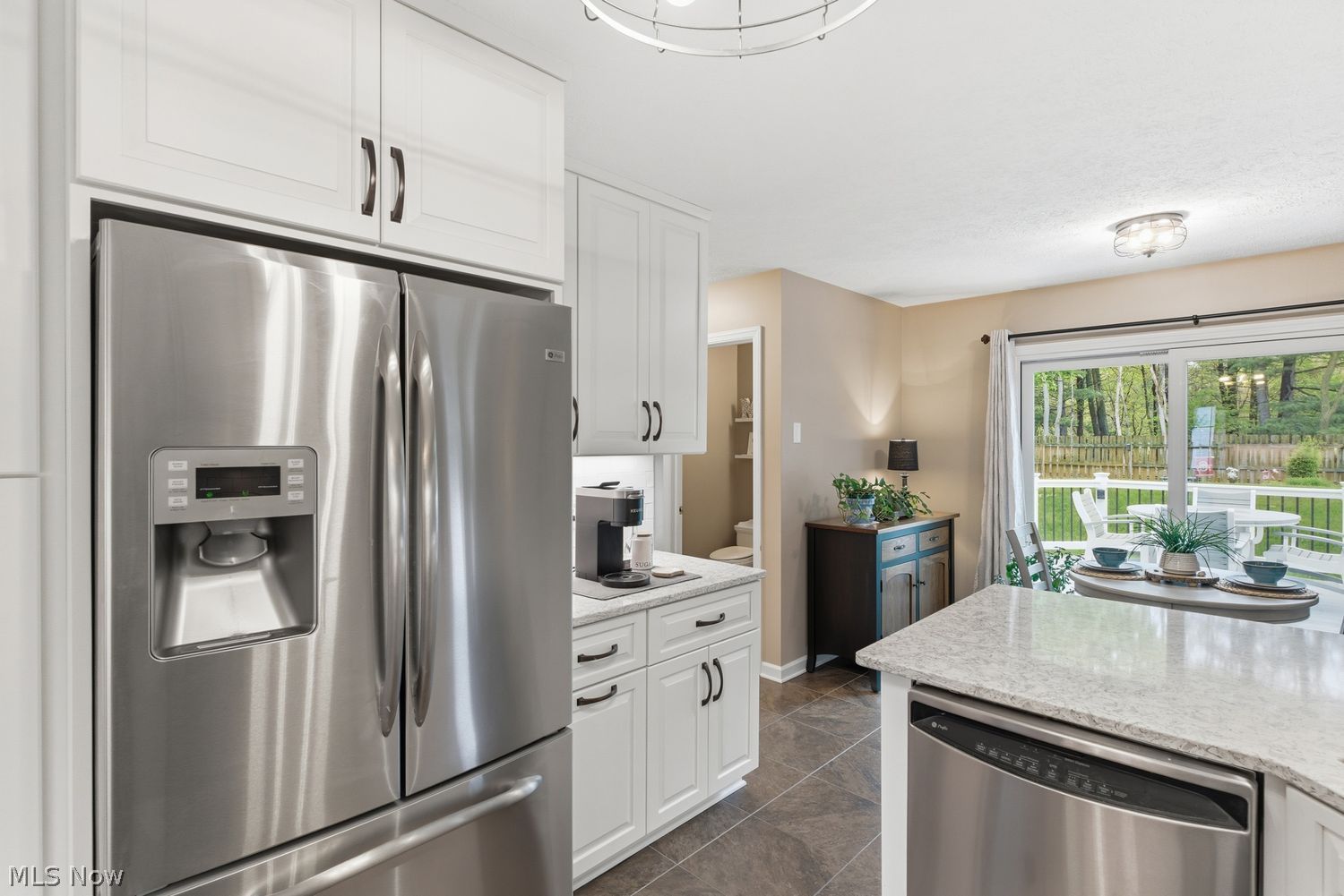 9981 Woodhurst Drive Strongsville OH 44149