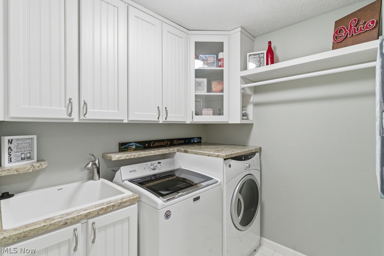 9981 Woodhurst Drive Strongsville OH 44149