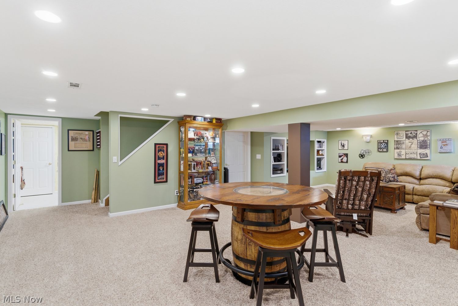9981 Woodhurst Drive Strongsville OH 44149