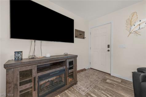 431 Westwoods Amherst OH 44001