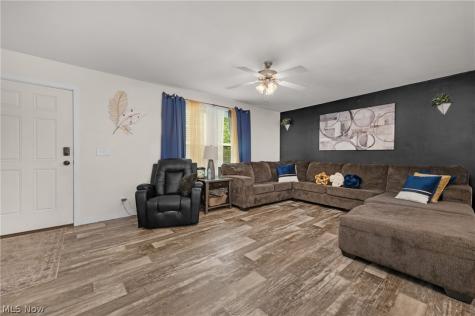 431 Westwoods Amherst OH 44001