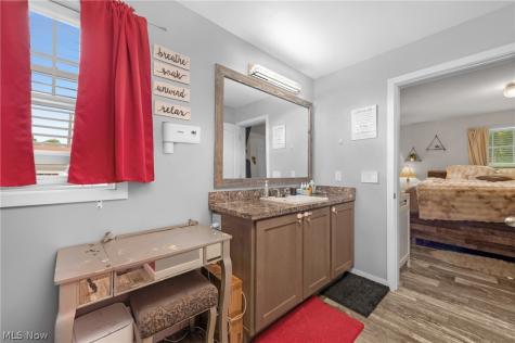 431 Westwoods Amherst OH 44001