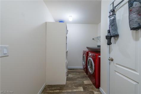 431 Westwoods Amherst OH 44001