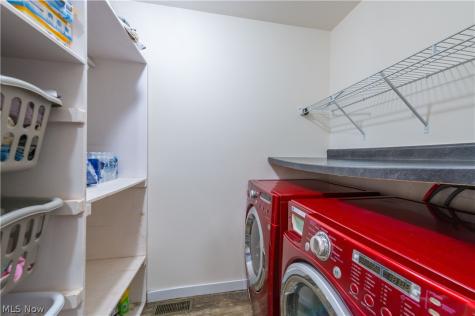 431 Westwoods Amherst OH 44001