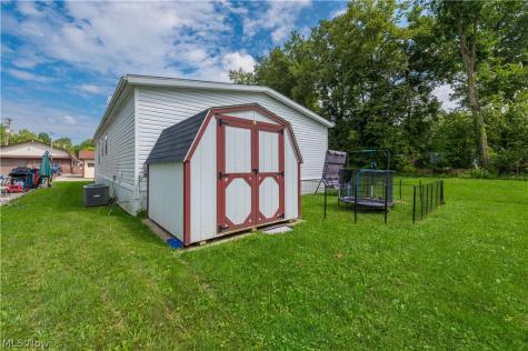 431 Westwoods Amherst OH 44001