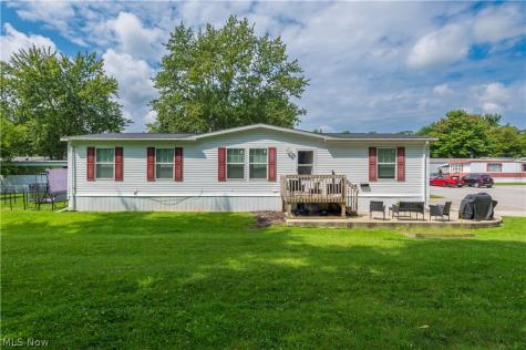 431 Westwoods Amherst OH 44001