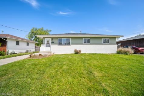 322 Windsor Drive Elyria OH 44035