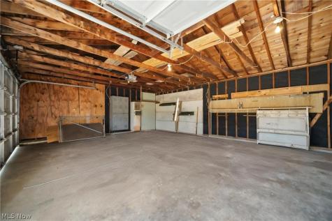 322 Windsor Drive Elyria OH 44035